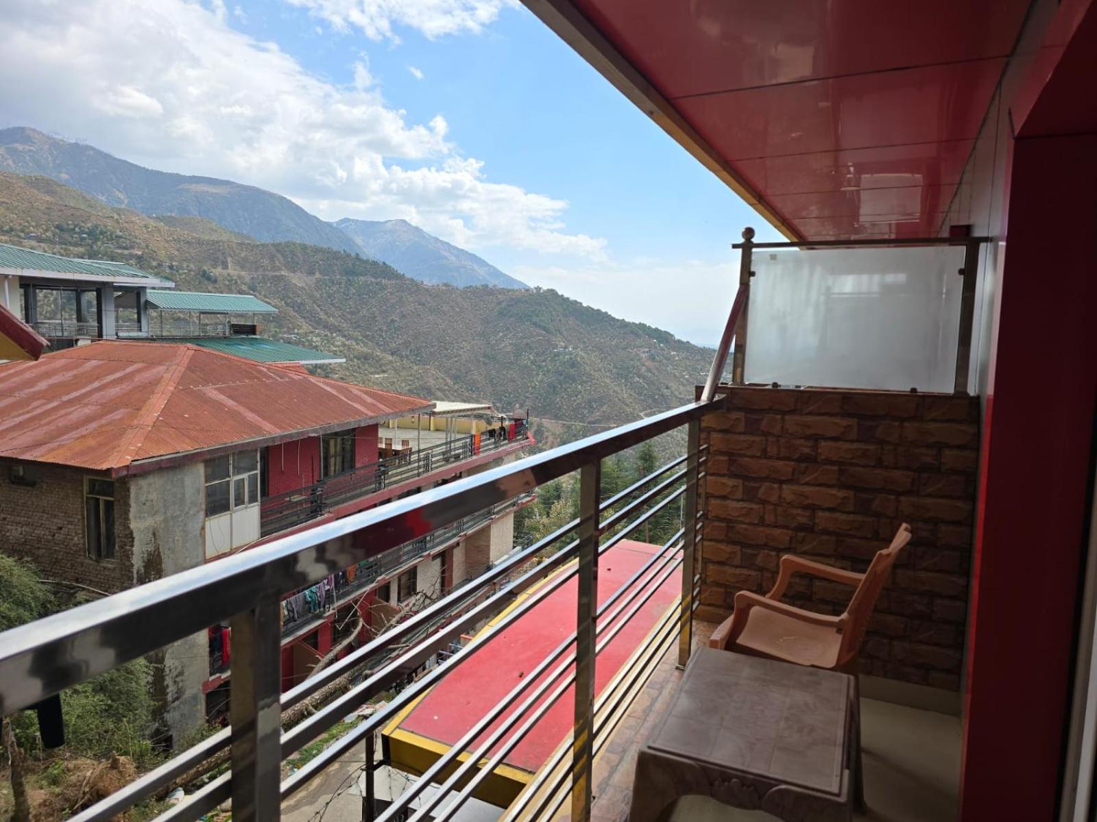 Hotel Starwud Kotagge แมคลอยด์กันจ์ ภายนอก รูปภาพ
