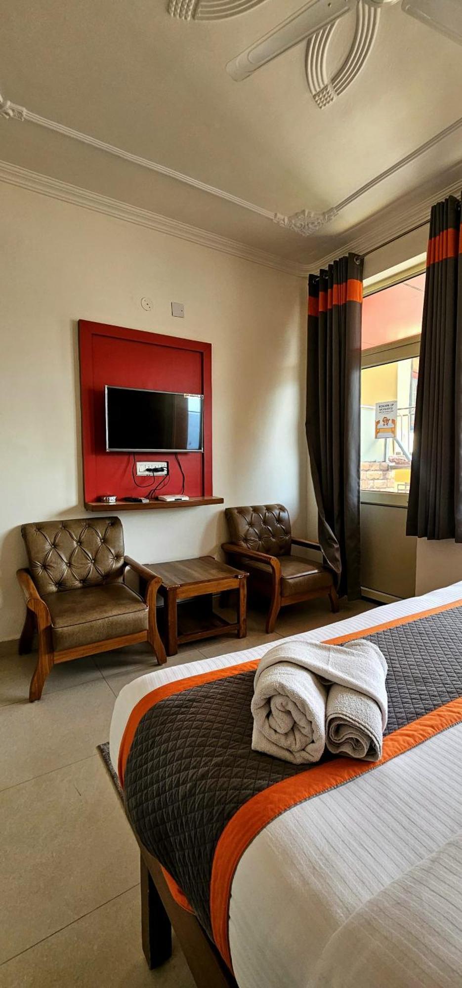 Hotel Starwud Kotagge แมคลอยด์กันจ์ ภายนอก รูปภาพ